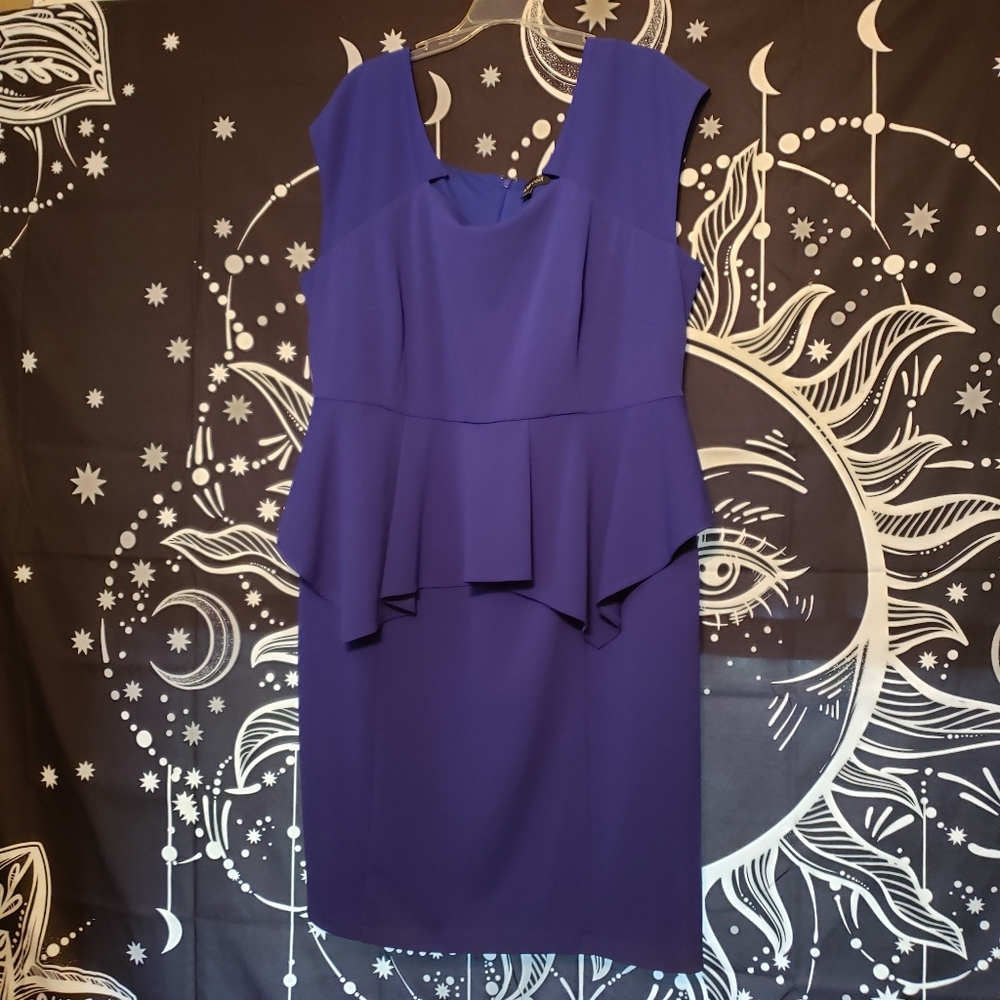 Blue Art Deco Detailed Peplum Dress